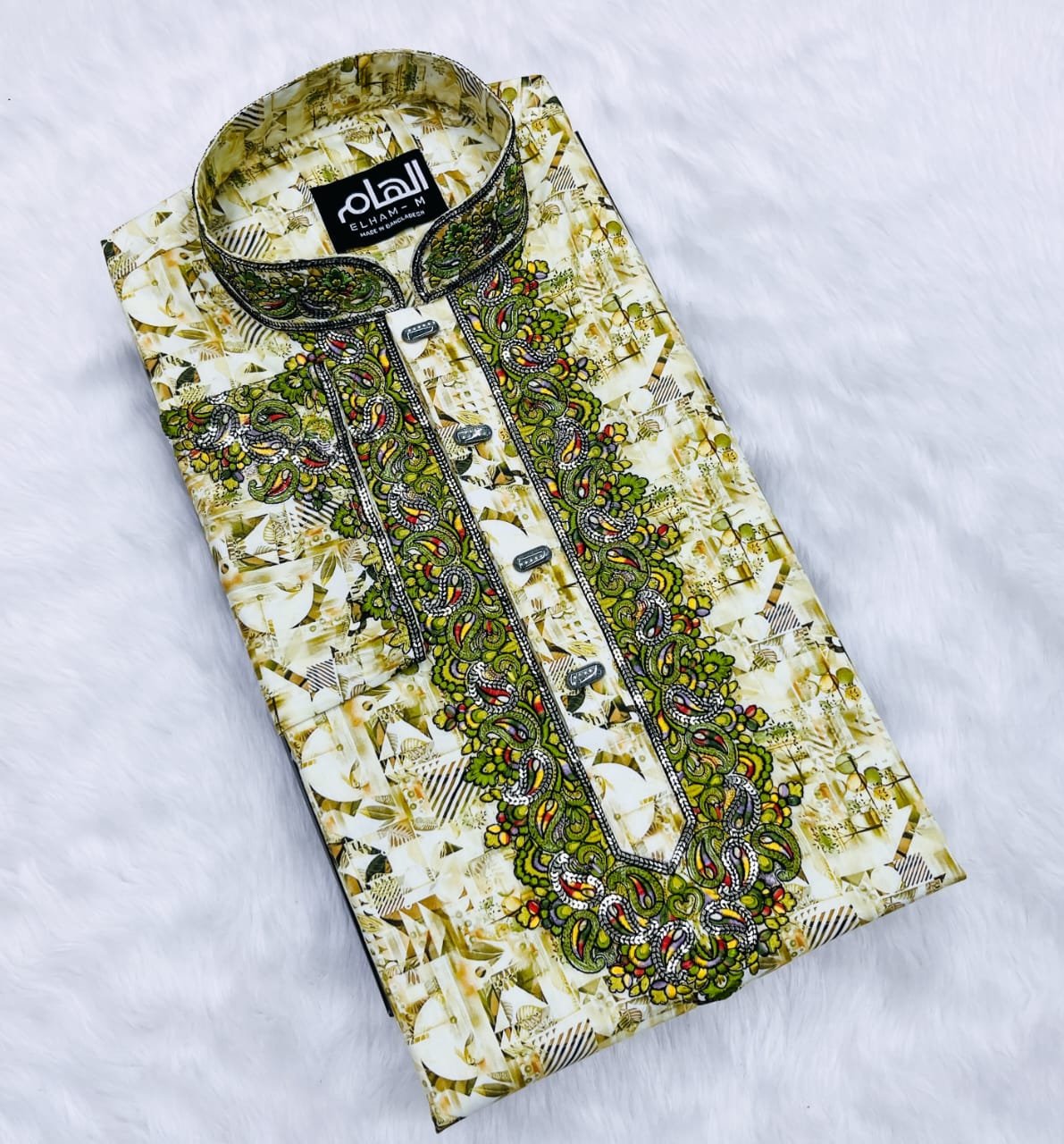 ডিজিটাল প্রিন্টেড সিকুয়েন্স এম্ব্রয়ডারি পাঞ্জাবি